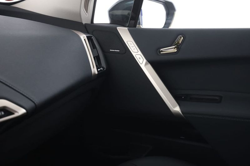 BMW iX bild 32