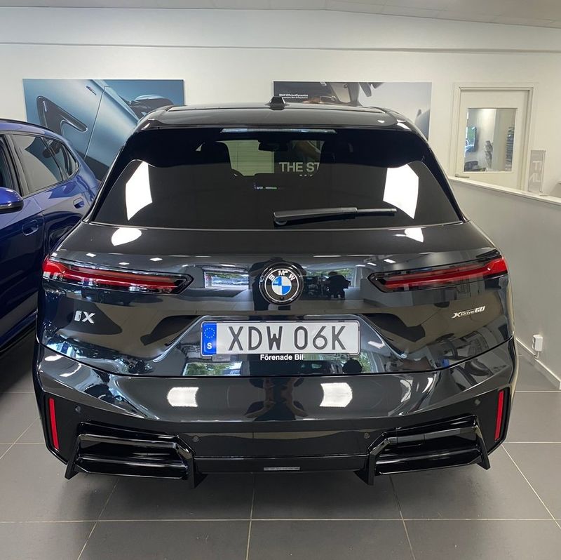 BMW iX bild 11