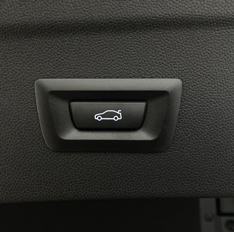 BMW iX bild 10
