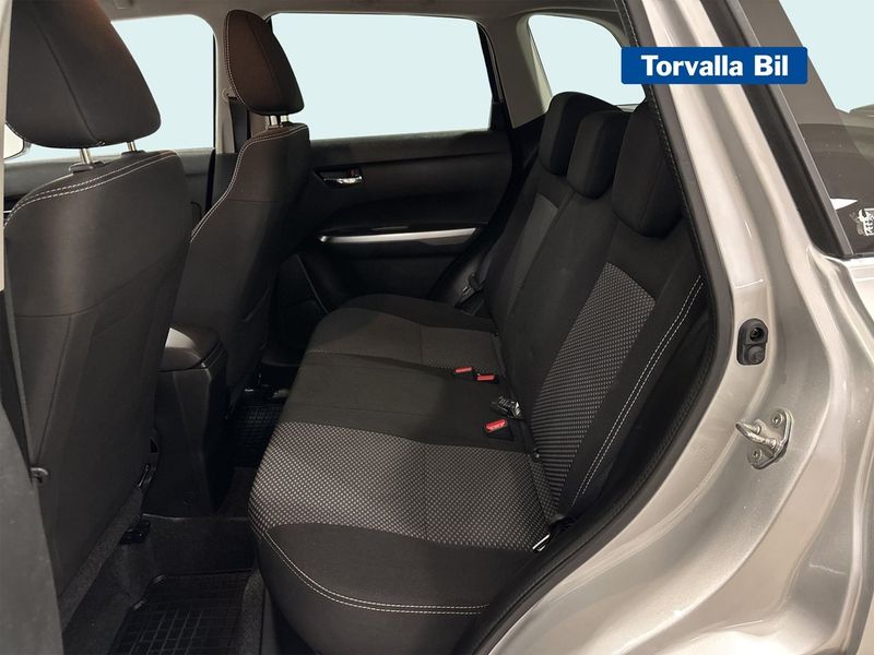 Suzuki Vitara bild 8