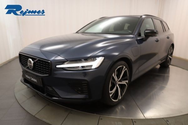 Volvo V60 T6 Plus Dark Edition - 2025