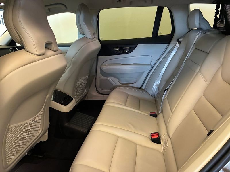 Volvo V60 bild 18