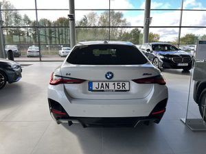 BMW i4 bild 13