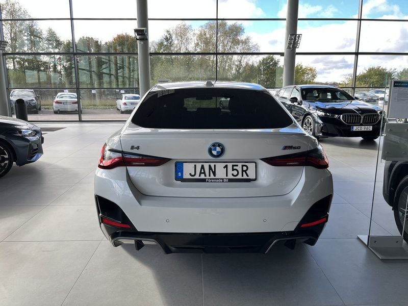 BMW i4 bild 13