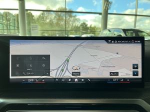BMW i4 bild 11