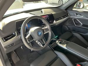 BMW X1 bild 6