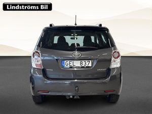 Toyota Verso bild 5