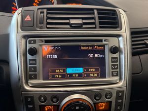 Toyota Verso bild 13