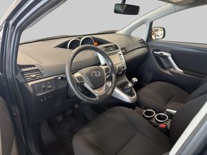 Toyota Verso bild 11