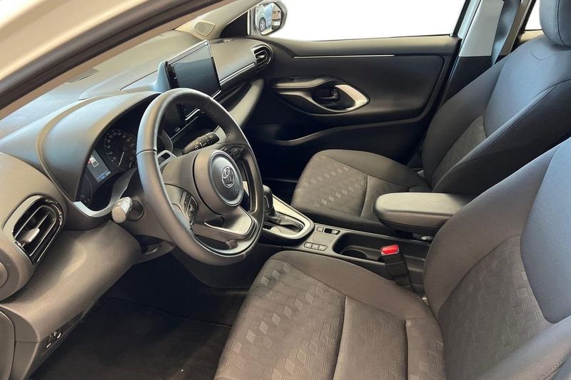Toyota Yaris bild 12