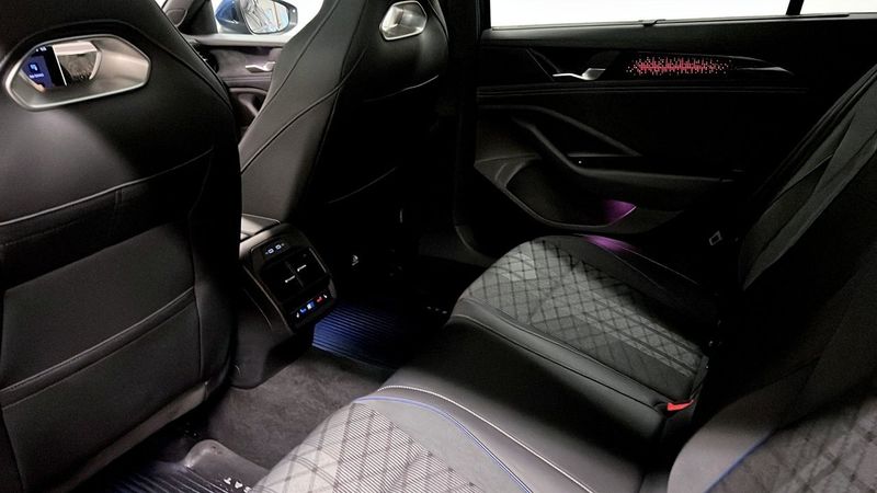 Volkswagen Passat bild 12