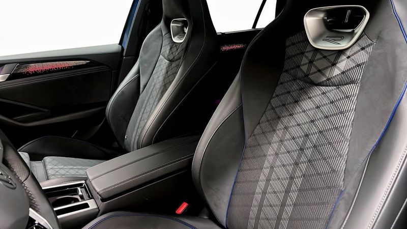 Volkswagen Passat bild 8