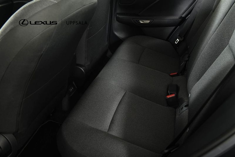 Lexus LBX bild 7