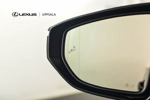 Lexus LBX bild 16
