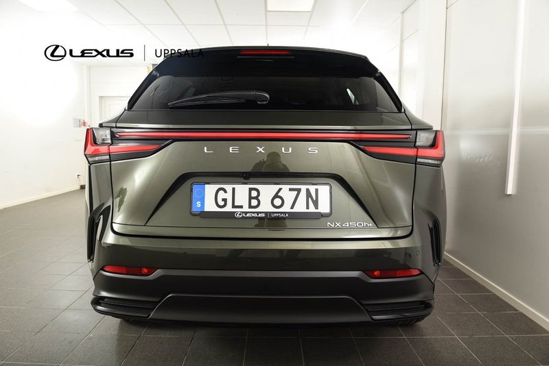 Lexus NX bild 4