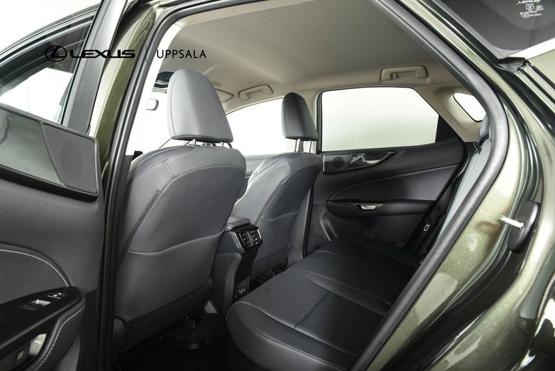 Lexus NX bild 7
