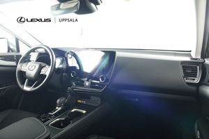 Lexus NX bild 11