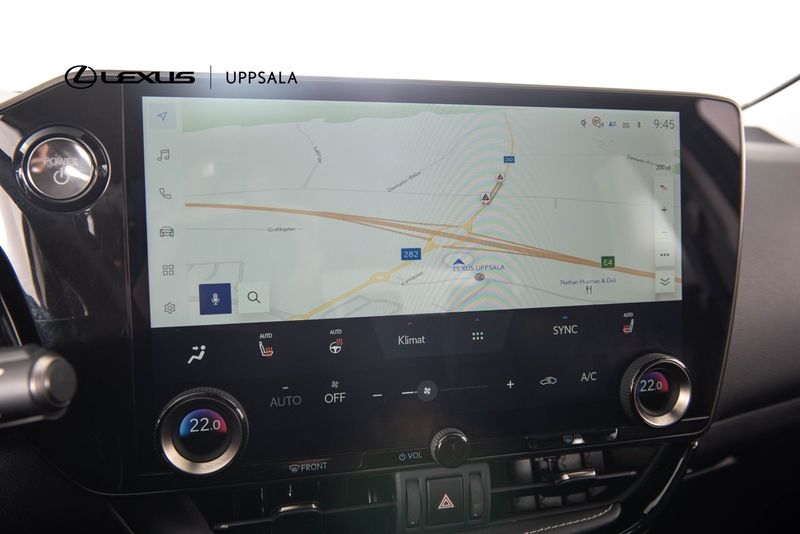 Lexus NX bild 15