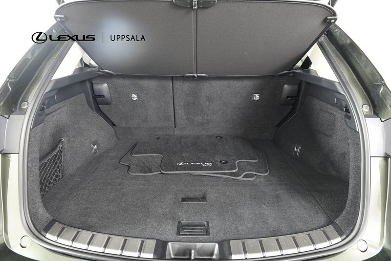 Lexus NX bild 9