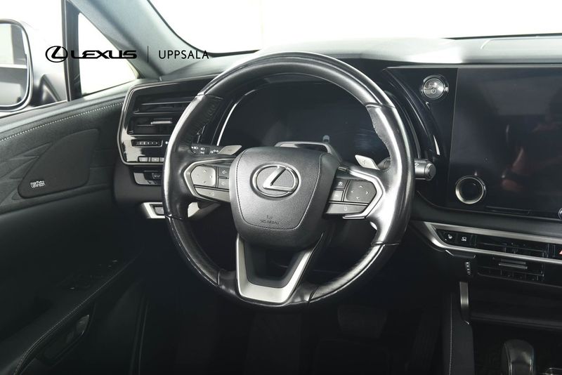Lexus RX bild 11