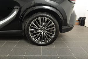 Lexus RX bild 24
