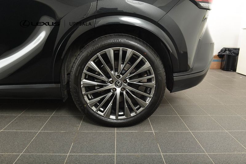 Lexus RX bild 24