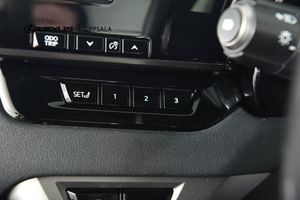Lexus RX bild 14