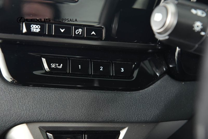Lexus RX bild 14