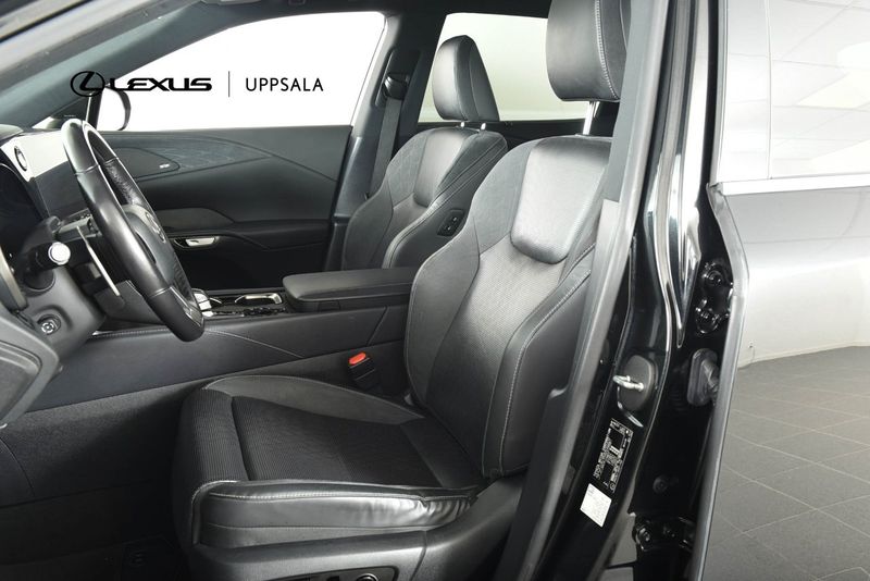 Lexus RX bild 6