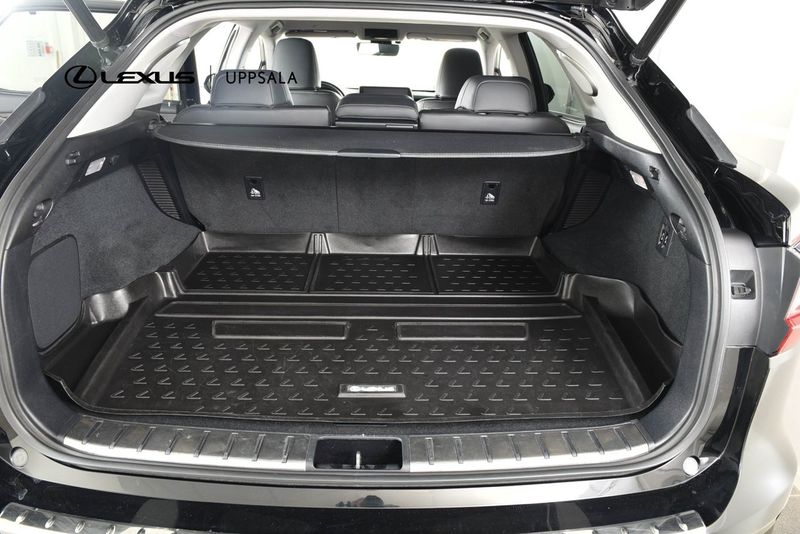 Lexus RX bild 8
