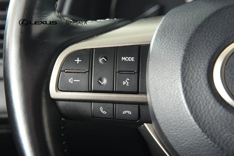 Lexus RX bild 16