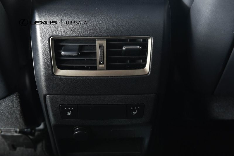 Lexus RX bild 12