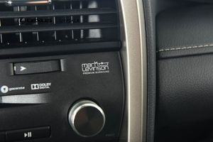 Lexus RX bild 23