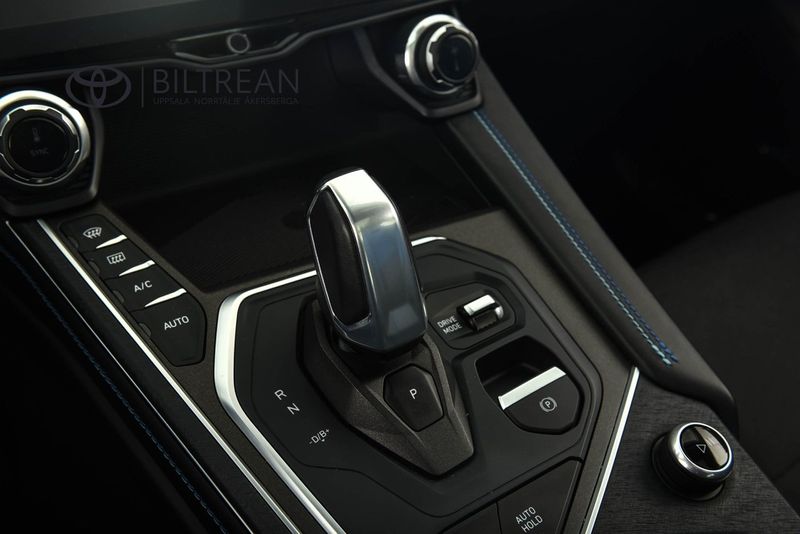 Lynk & Co 01 bild 17