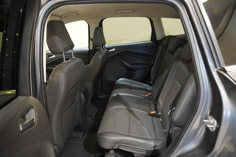 Ford Kuga bild 10