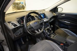 Ford Kuga bild 2