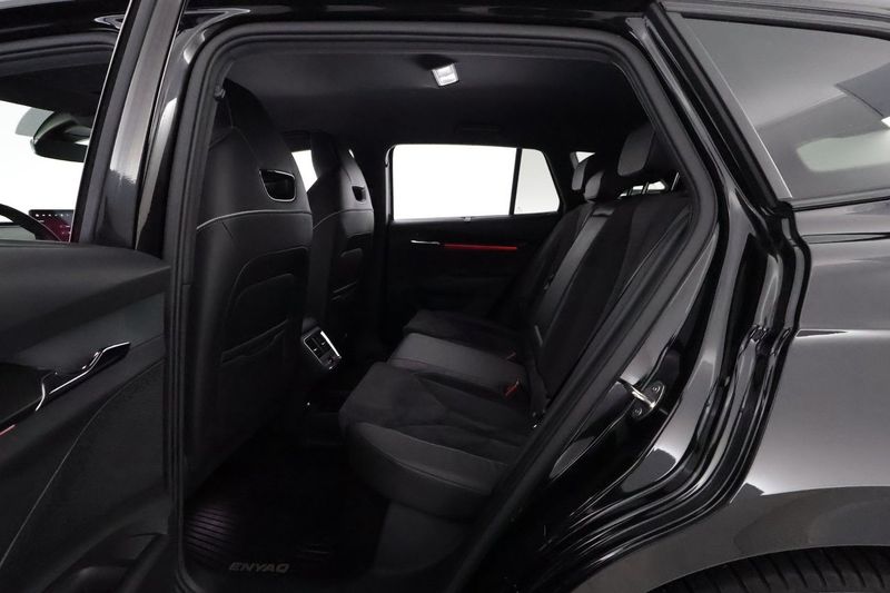 Skoda Enyaq bild 12