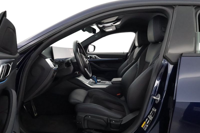 BMW i4 bild 10