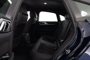 BMW i4 bild 12