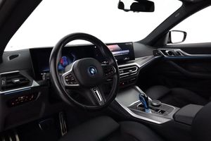 BMW i4 bild 11