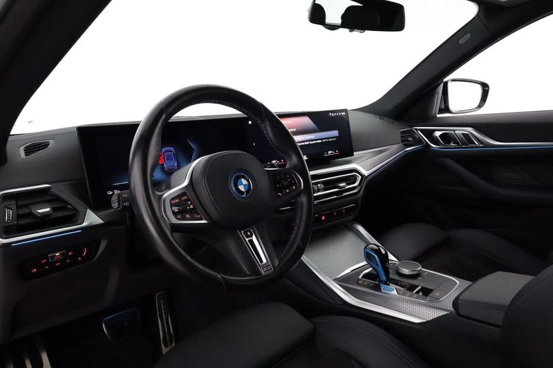 BMW i4 bild 11