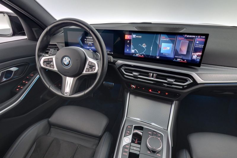 BMW 330 bild 15