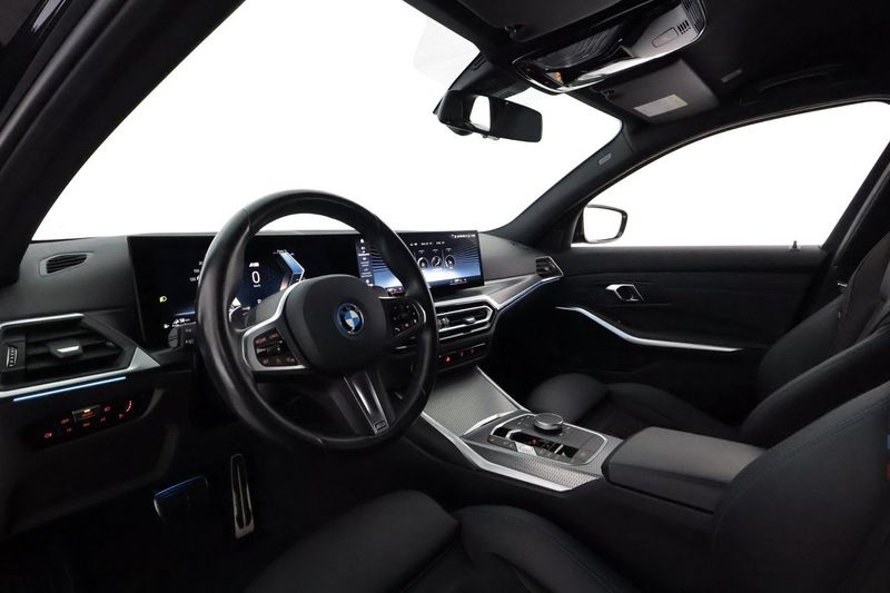 BMW 330 bild 11
