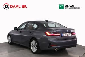 BMW 330 bild 8