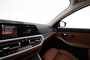 BMW 330 bild 22