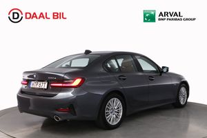 BMW 330 bild 6