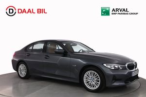 BMW 330 bild 4
