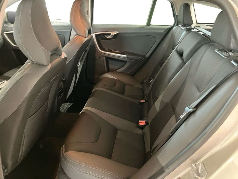 Volvo V60 bild 6