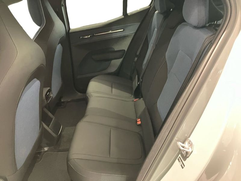 Volvo EX30 bild 7