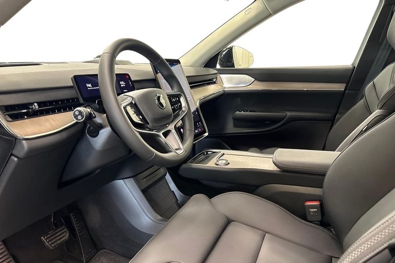 Volvo EX90 bild 8